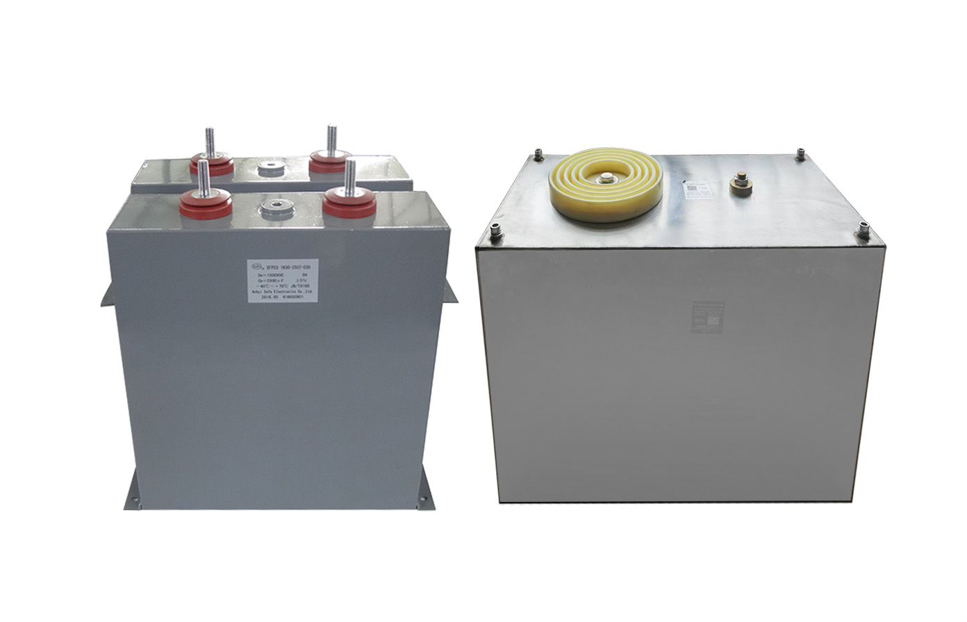 Mataas na Paggawa ng Capacitor ng Boltahe: Mga pangunahing pagsasaalang -alang para sa mga pang -industriya na aplikasyon